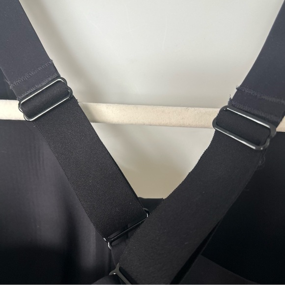[4] Knix Catalyst High Impact Sports Bra In Black Adjustable Straps Front Zip - Picture 8 of 11
